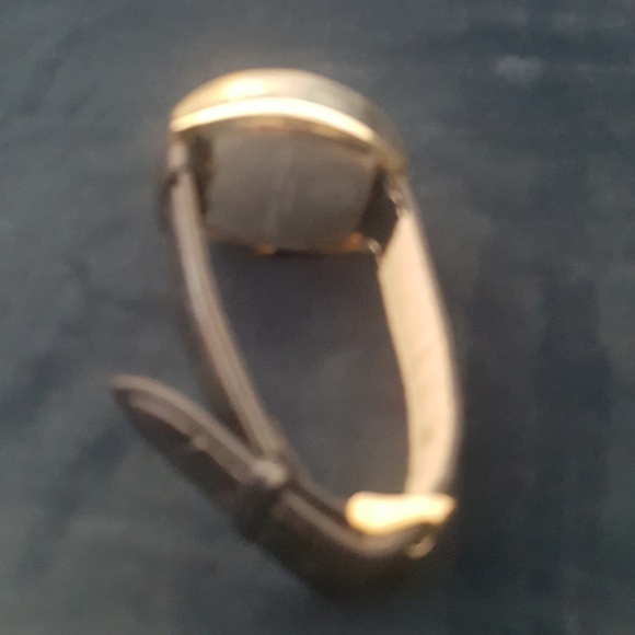 Watch - Picture 4 of 4